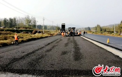 日照交通發(fā)展集團(tuán)建設(shè)公司鋼渣基層試驗(yàn)段順利實(shí)施，以創(chuàng)新驅(qū)動工程管理升級